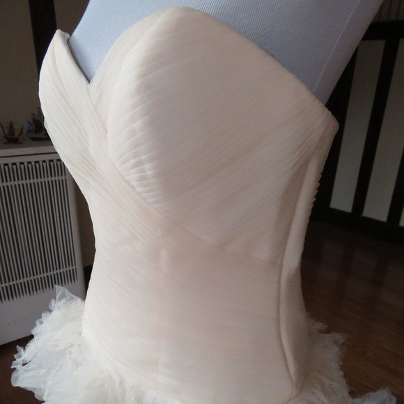 San Patrick by Pronovias Wedding Dress Marlan - Picture 7 of 11